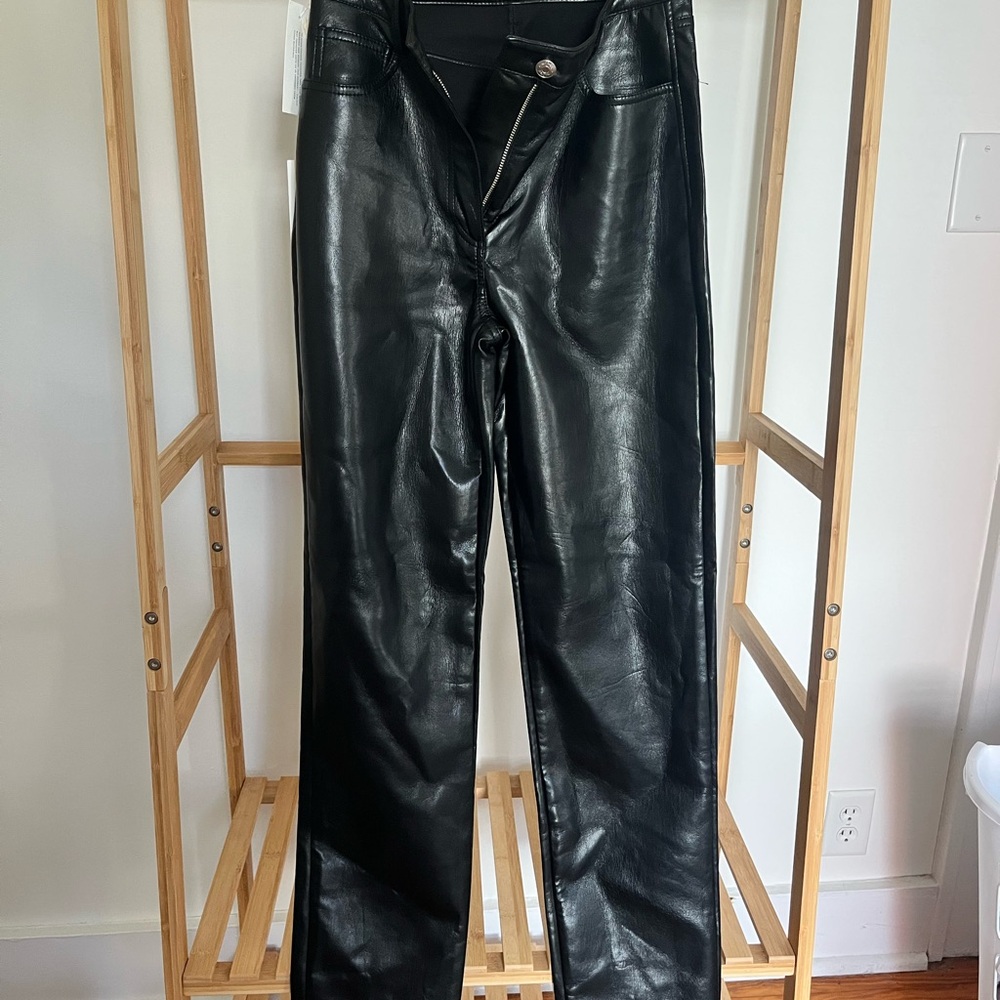 Aritzia pleather  Pants